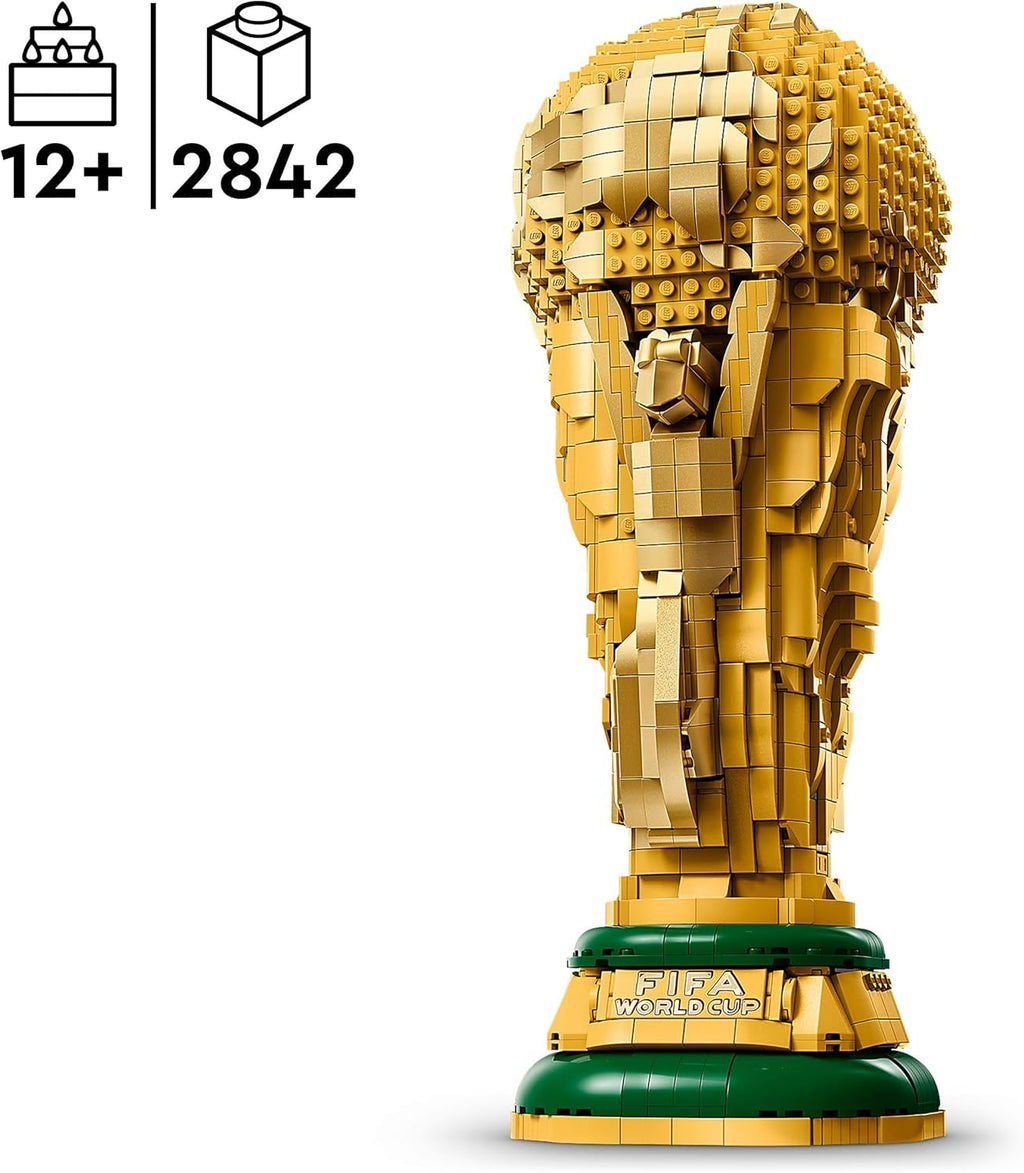 LEGO Editions Trophée Officiel de la Coupe du Monde de la FIFA - Jouet 3D - Maquette DIY avec Minifigurine Collector - Cadeau Football pour Garçon, Fille dès 12 Ans ou Adulte Fan de Sport 43020