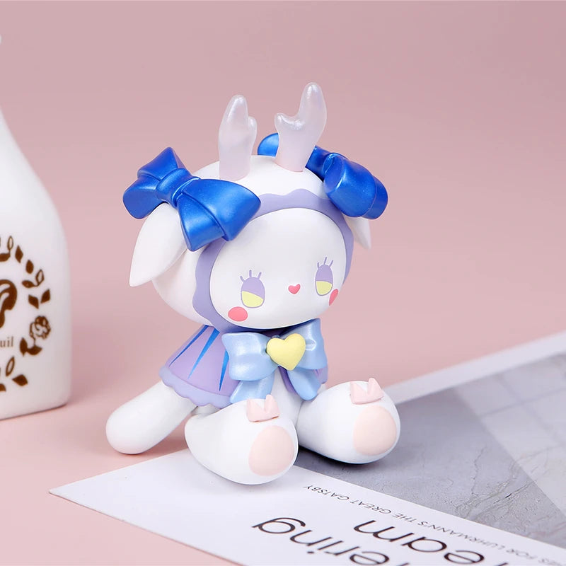 Figurines de la forêt secrète, Anime Emma, boîte aléatoire aveugle, jouets, figurine d'action Kawaii, modèle de bureau, boîte mystère, cadeau, Collection de poupées by LSDLBoutique.ch