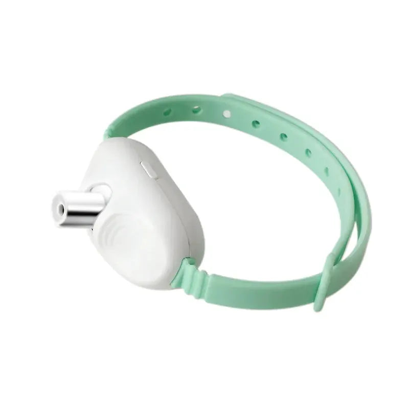 Collier laser rechargeable pour chaton avec boîtier blanc et émetteur argenté, collier vert pastel