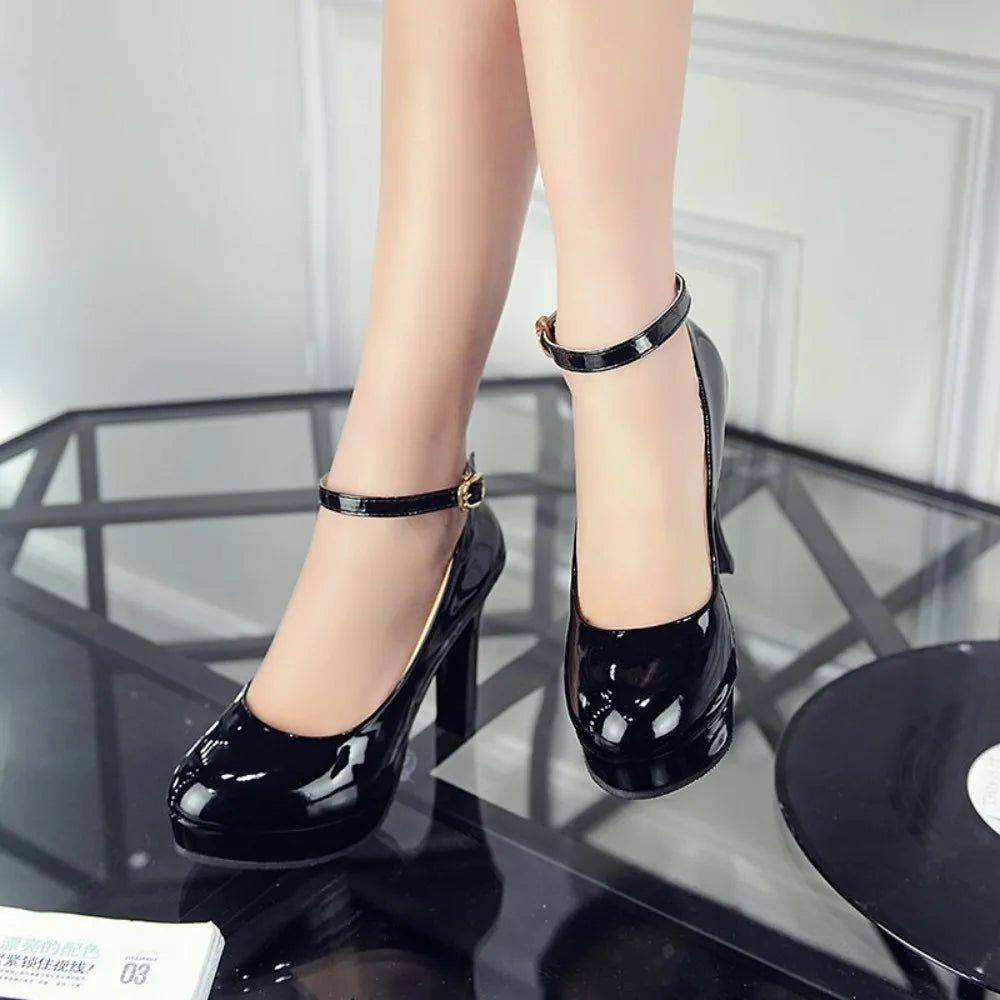 2025 femmes noir talons hauts printemps chaussures décontractées femmes talons hauts couleur unie chaussures compensées grande taille talons hauts taille 34-40