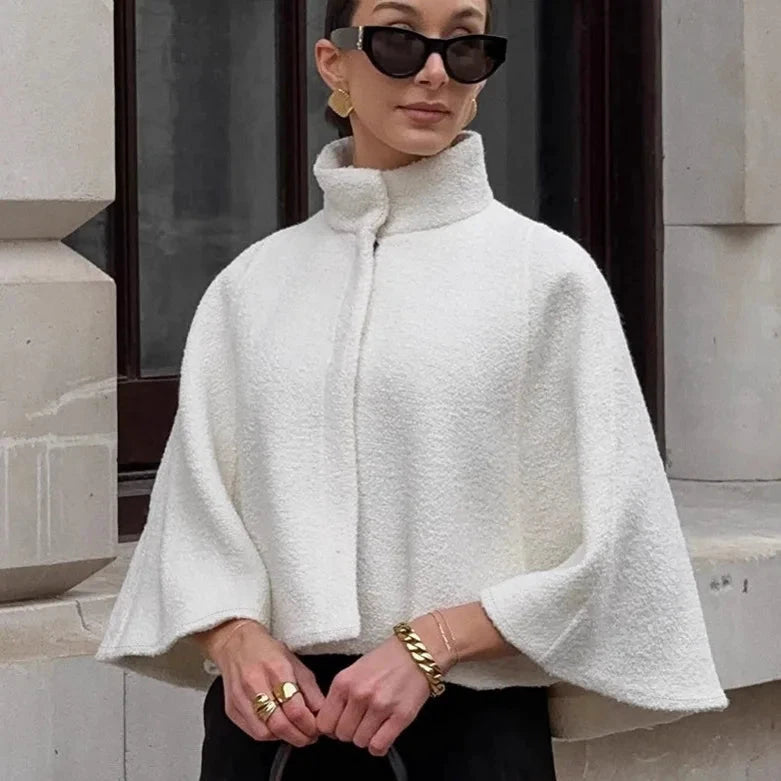 Cape En Laine Blanche Avec Fermeture Éclair