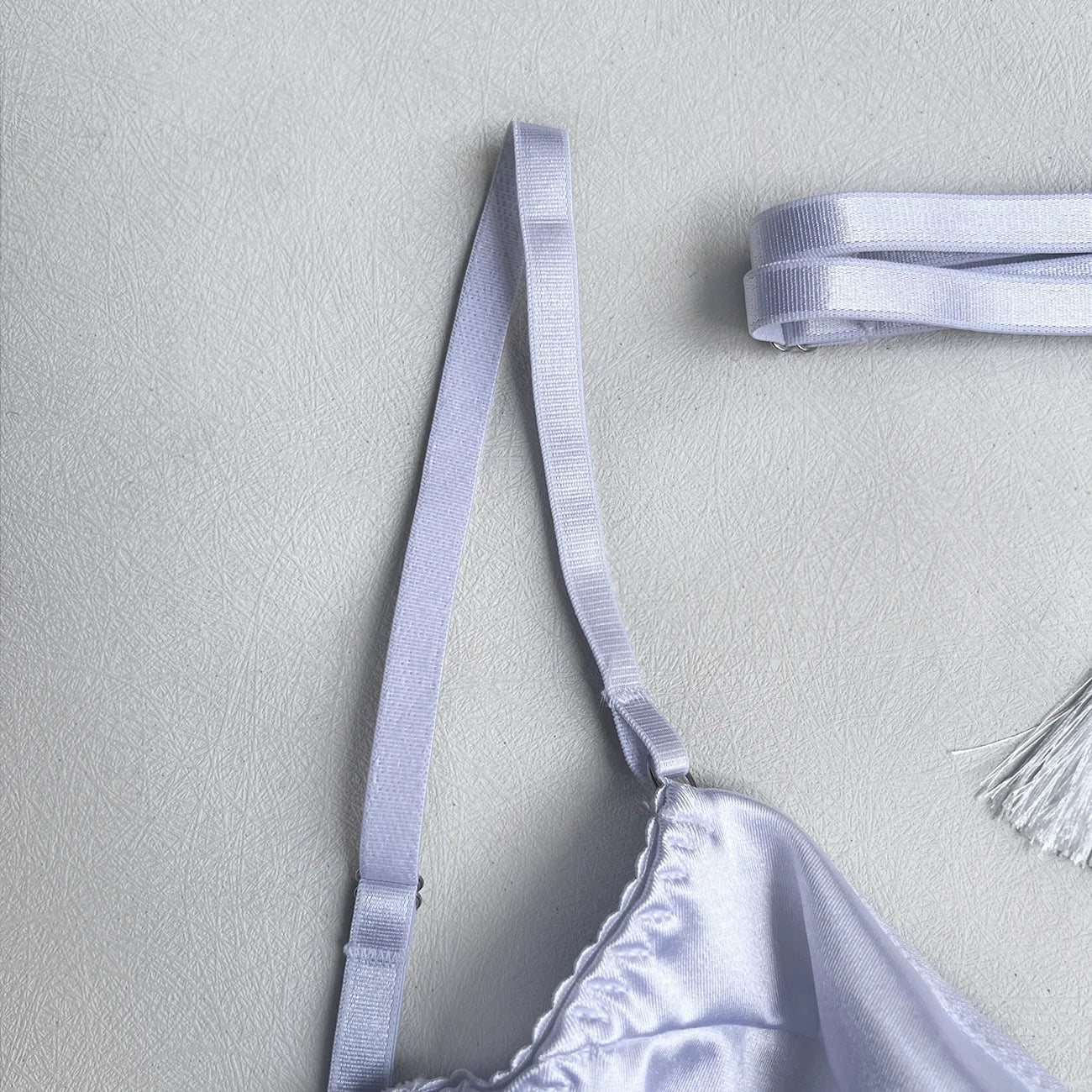 Ellolace Lingerie Satin Fin Dentelle Rouge 5Pièces