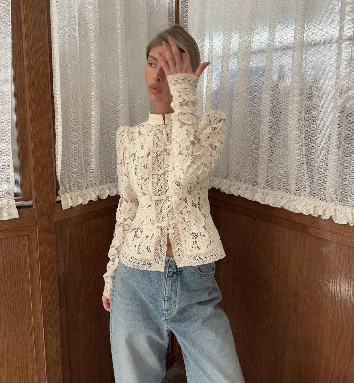 Tossy Chemise Dentelle Imprimée Transparente Écru Manches Longues