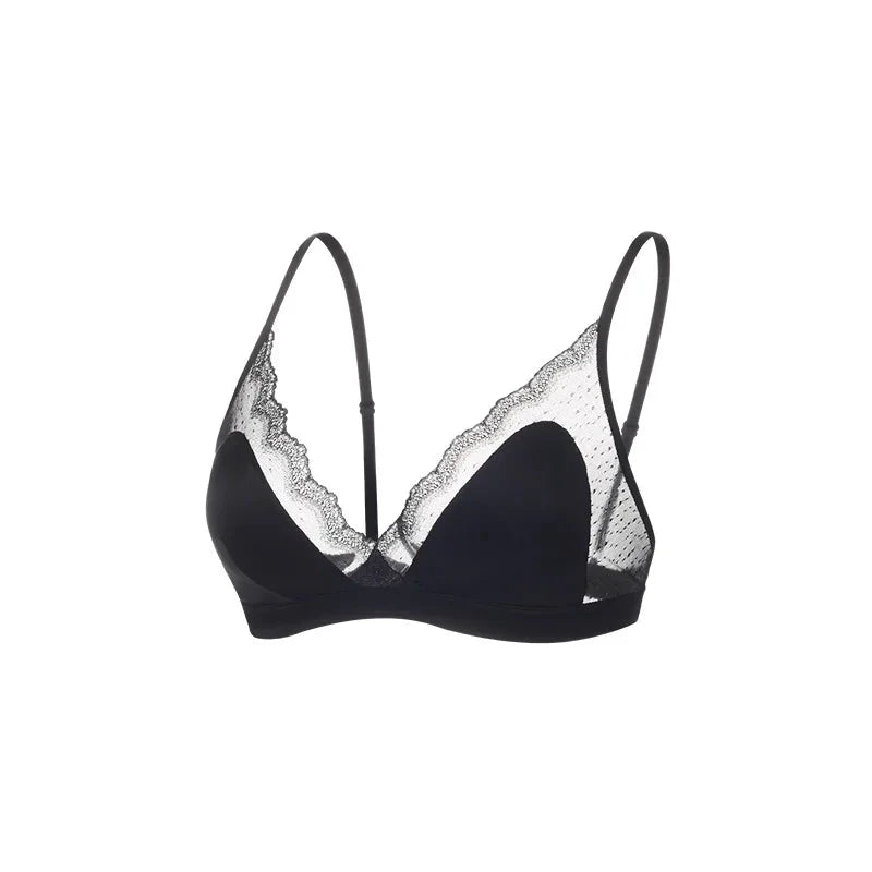 Les Secrets de Léa – Soutien-gorge triangle sans fil en soie et dentelle – Chrisalyde