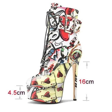 Bottines vernies à talon aiguille et plateforme