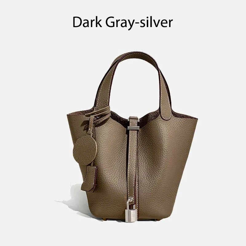 Sac à main seau en cuir véritable Mendy, brun taupe, bucket bag.