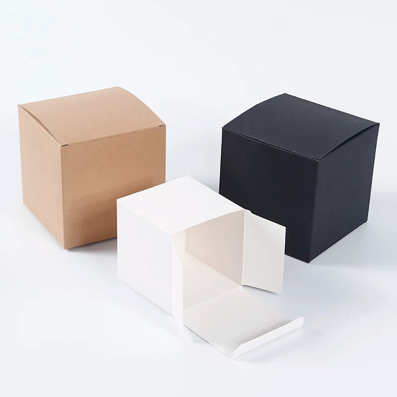 Boîte Carrée Pliante Kraft Noir Blanc 20 ou 50 Pièces