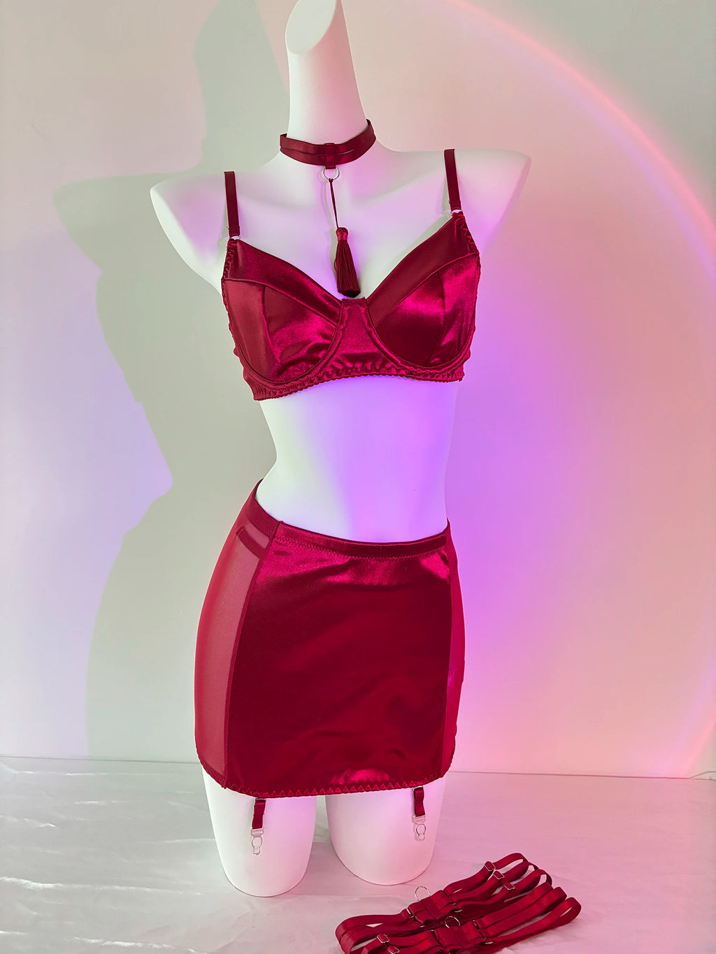 Ellolace Lingerie Satin Fin Dentelle Rouge 5Pièces