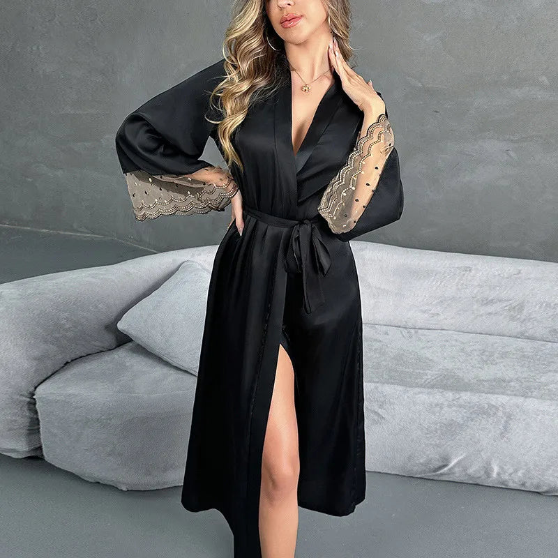 Niuniushow Robe de Nuit Satin Noir Col V Manches Longues Dentelle