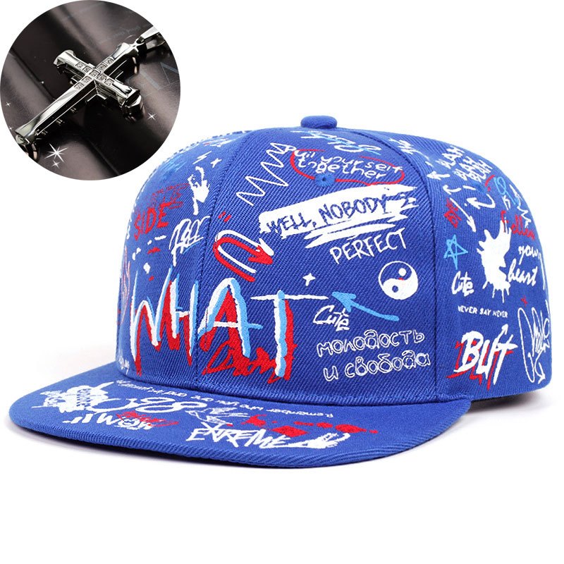 Ensemble Streetwear Deux Pièces Casquette Hip Hop Avec Broderie Soignée Et Collier Décoratif Pour Look Urbain Moderne by LSDLBoutique.ch