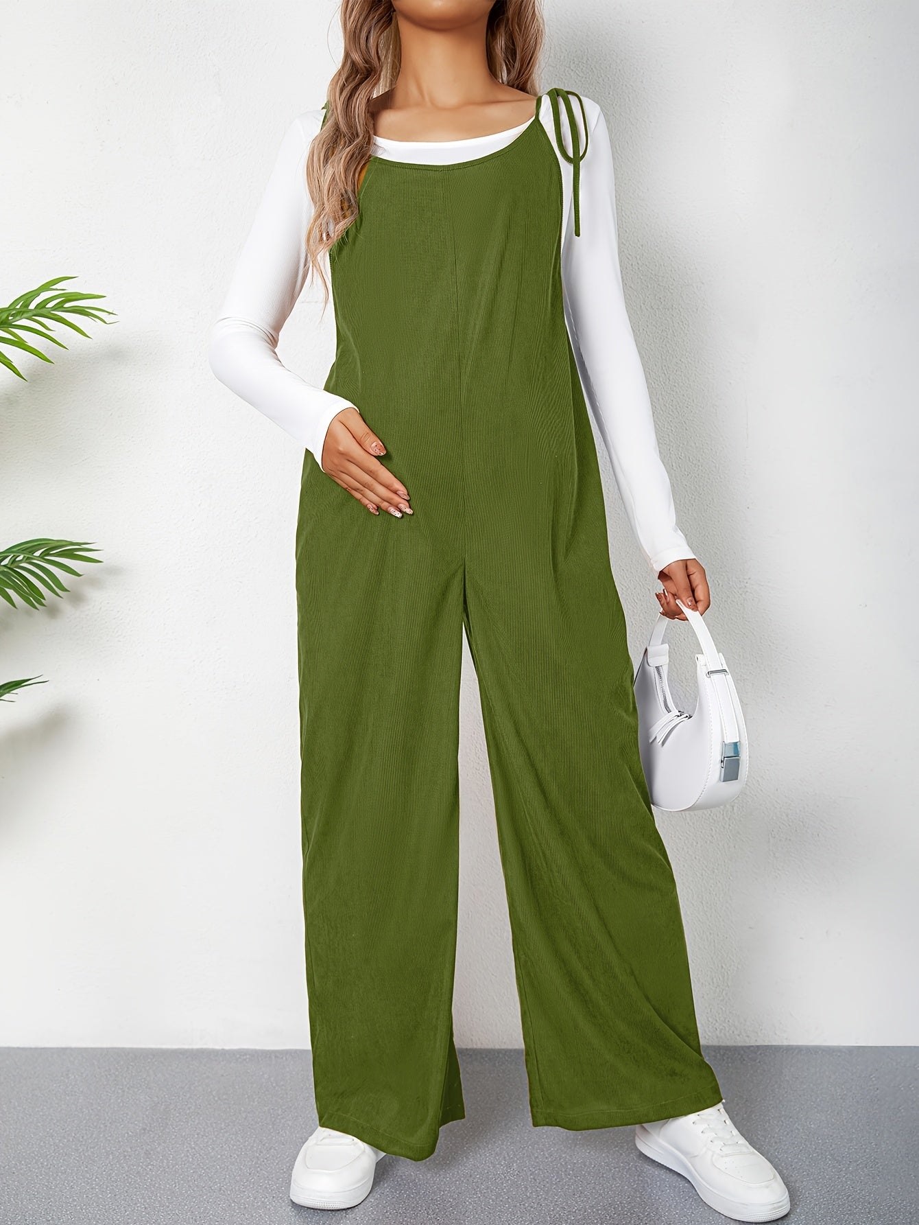 Combinaison Grossesse Femme Taille Haute Avec Bretelles Et Noeud Ample Confort Et Élégance by LSDLBoutique.ch