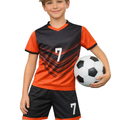Ensemble maillot et short de football pour enfant personnalisable – noir et orange
