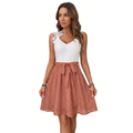 Robe chasuble blanche en dentelle avec appliqués floraux et jupe rose pêche à ceinture nouée, LSDLBoutique